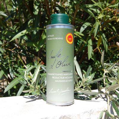 livraison à domicile d'huile d'olive de qualité en provence de la vallée des baux de provence 13